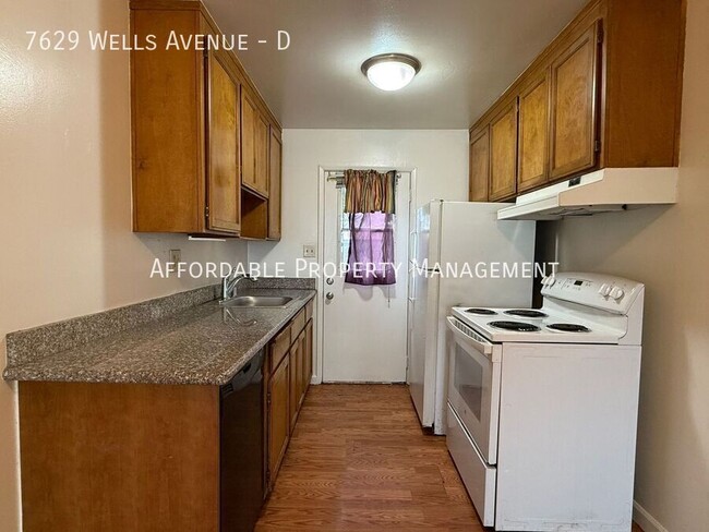 Building Photo - 7629 Wells Ave