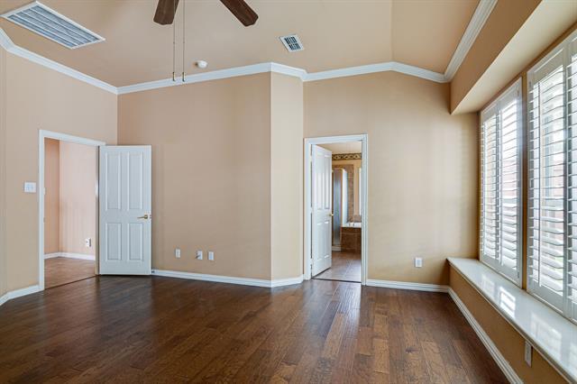 Building Photo - 116 Silkwood