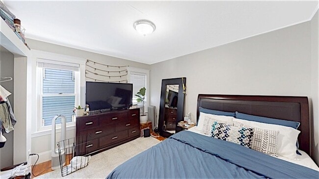 Building Photo - 9/1 No Fee! Renovated Philly style 3BR near Porter & Davis!
