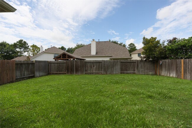 Building Photo - 5102 Heatherdawn Ct