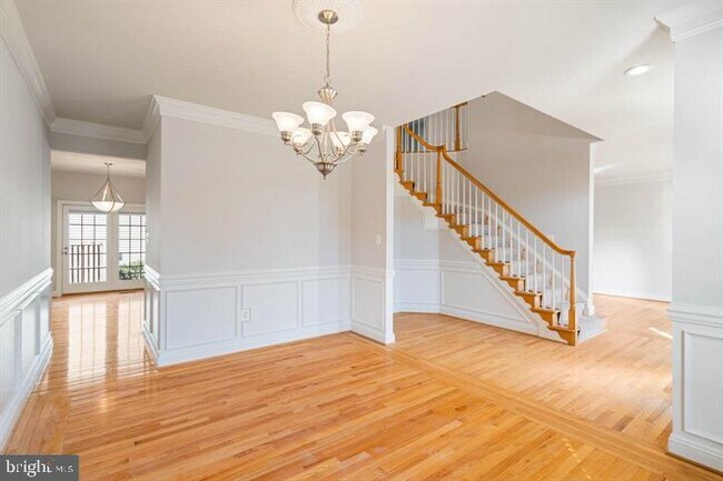 Building Photo - 2038 Madrillon Rd