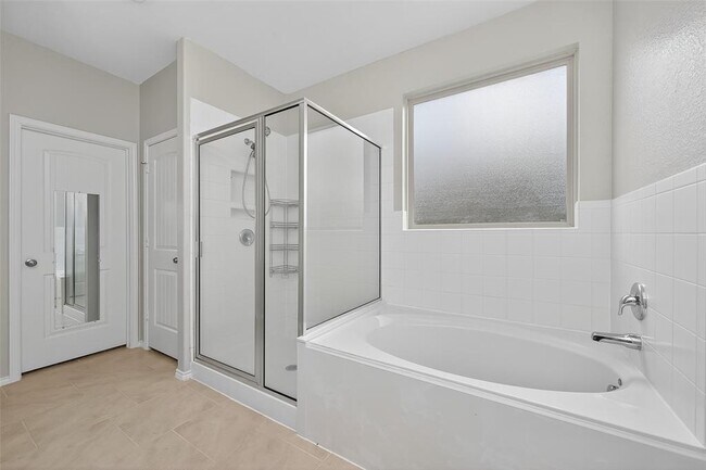 Building Photo - 154 Meadow Grove Dr