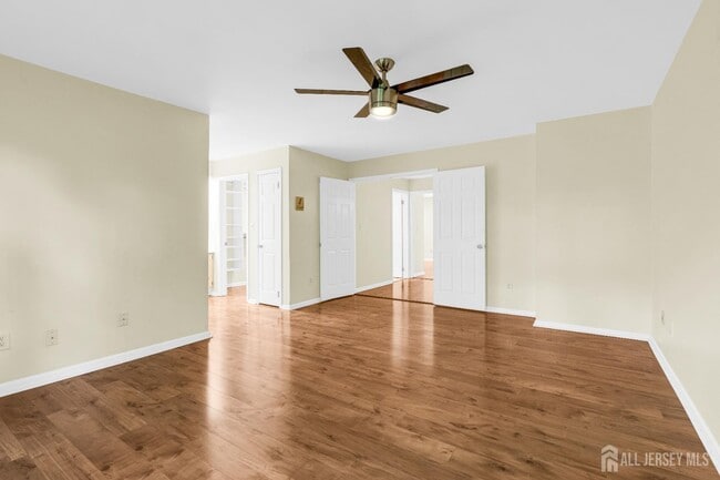 Building Photo - 3604 Springbrook Dr