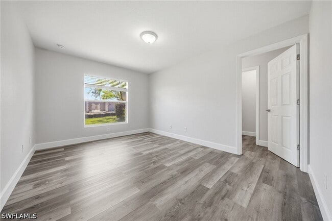 Building Photo - 4621 25th St SW