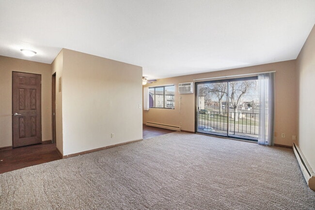 Living room - Town Terrace Apartments