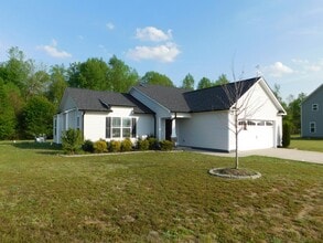 Building Photo - 318 N Landing Dr