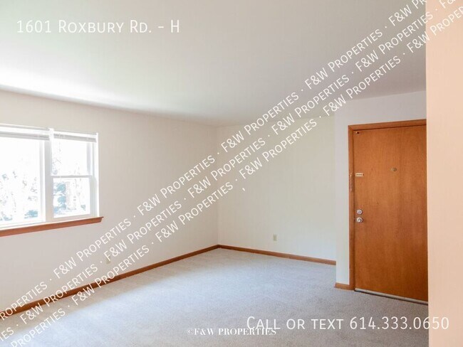 Building Photo - 1601 Roxbury Rd