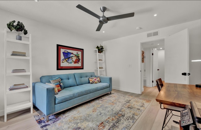 Building Photo - 750 State St