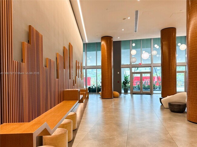 Building Photo - 350 S Miami Ave