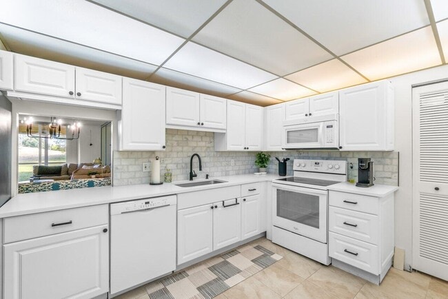 Building Photo - 6000 NW 2nd Ave