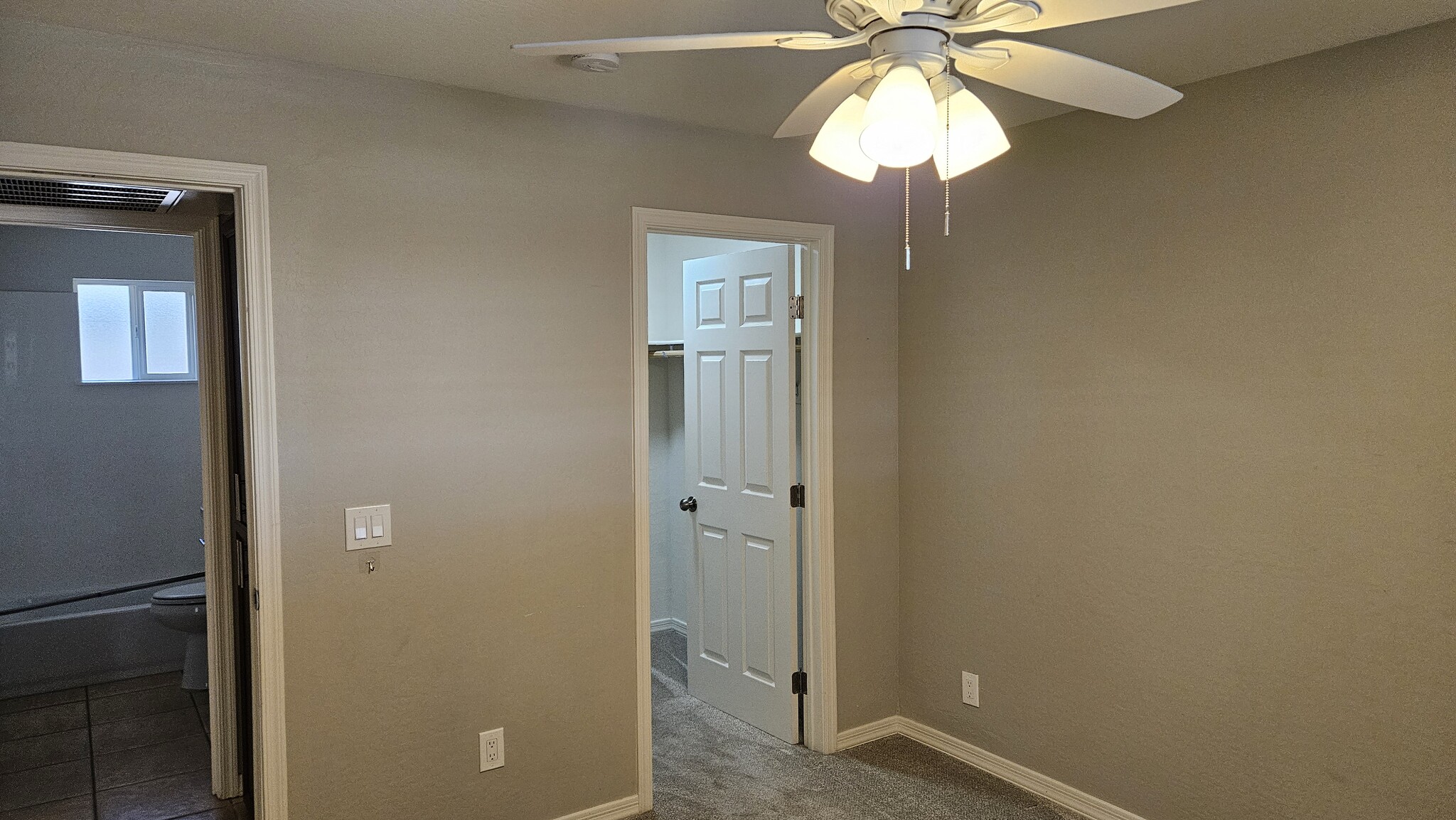 Bedroom - 862 E 4th Pl