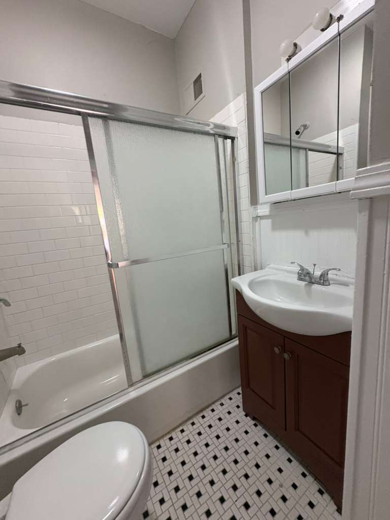 Building Photo - 83 Judson Ave