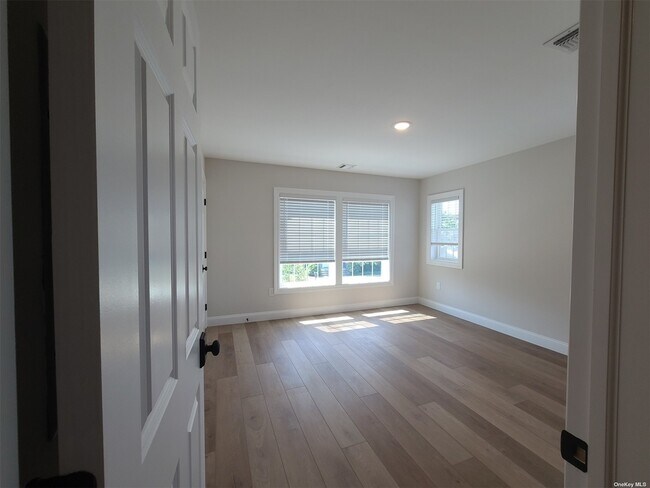 Building Photo - 75 Fire Island Ave