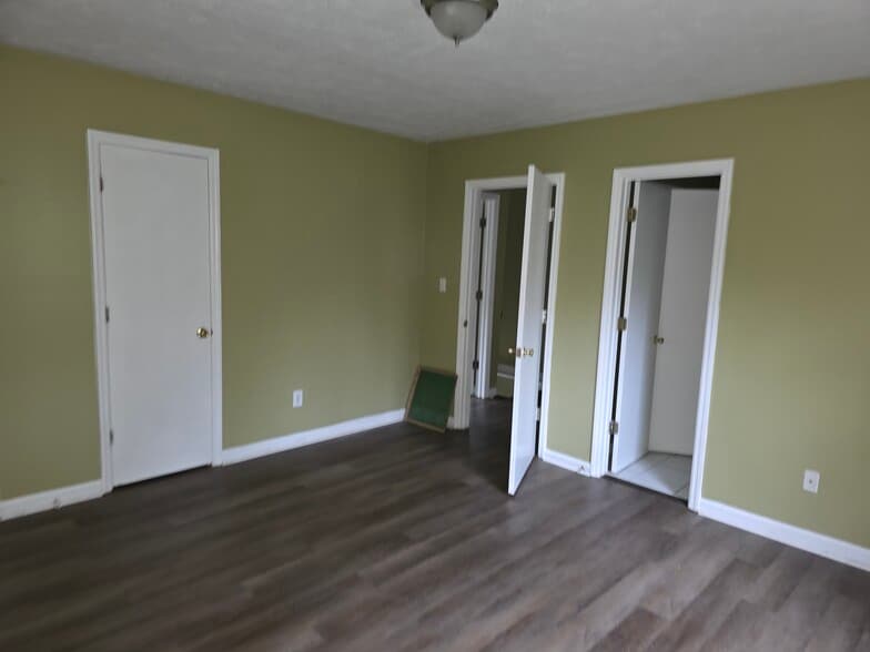 Building Photo - 705 Colleton St