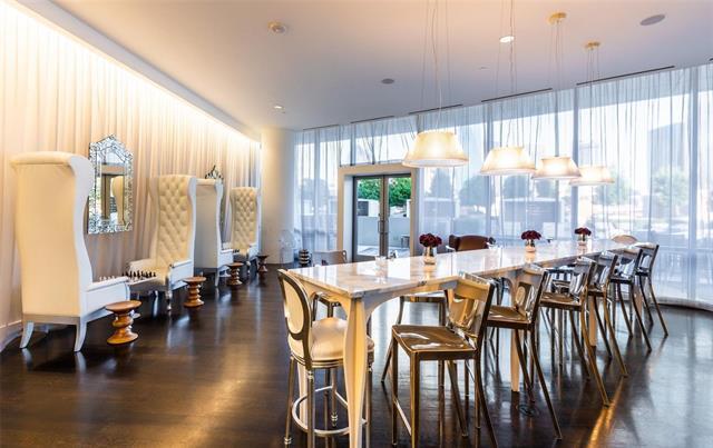 Building Photo - 2200 Victory Ave