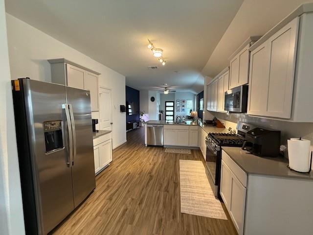 Building Photo - 204 Longbridge Dr