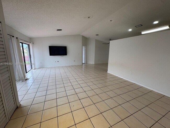 Building Photo - 8273 NW 188th Terrace