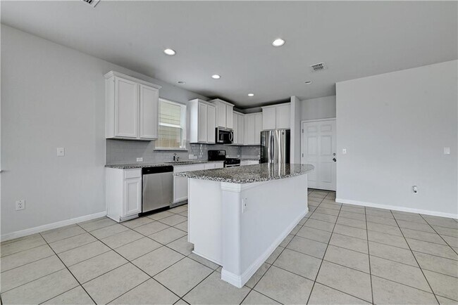 Building Photo - 6408 Owl Creek Ln