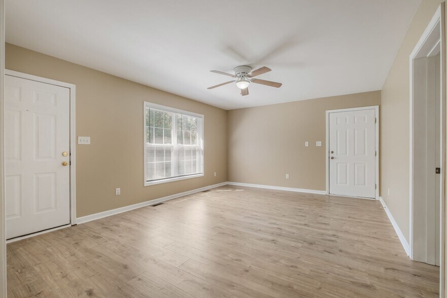 Building Photo - 2644 Hibbitts Rd