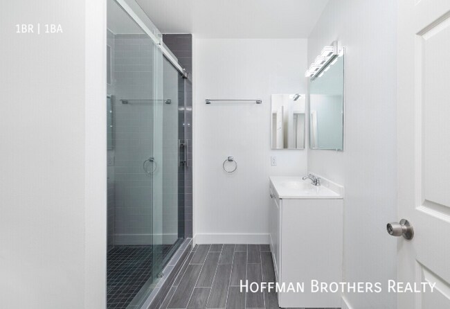 Building Photo - 1511 Venice Blvd.