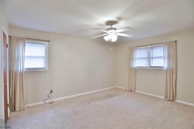 Building Photo - 3101 Sayles Blvd