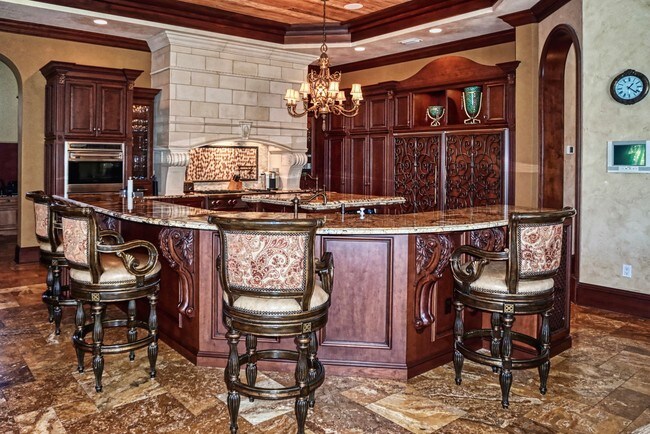 Building Photo - 1363 Oceanview Dr