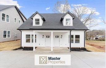 Building Photo - 35 Marble St