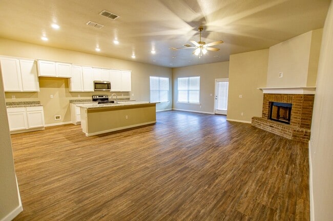 Building Photo - New Beginnings Start At AMRR: 4 bedroom available SOON in Frenship District!