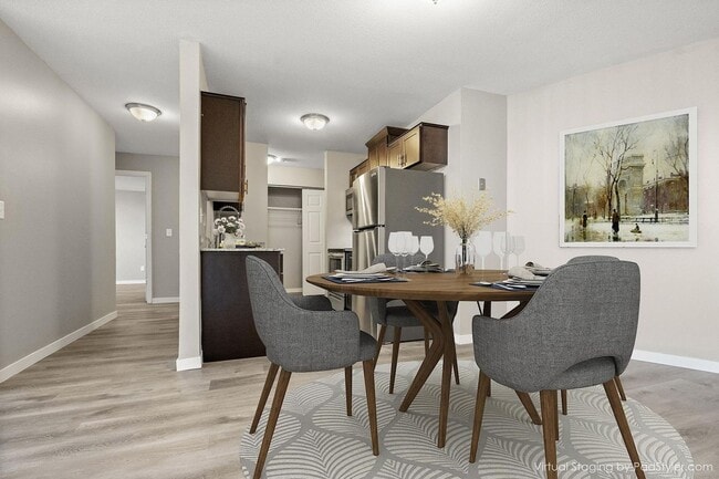 Building Photo - The BLVD Apartments | Newly Renovated 1 Bed/1 Bath — FREE 50" TV With Move-In!