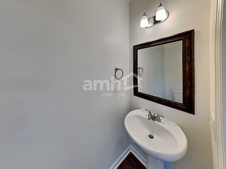 Building Photo - 6178 Canyon Trail