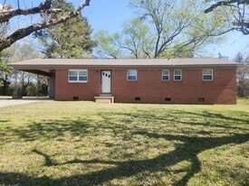 Building Photo - 2632 Christmasville Rd