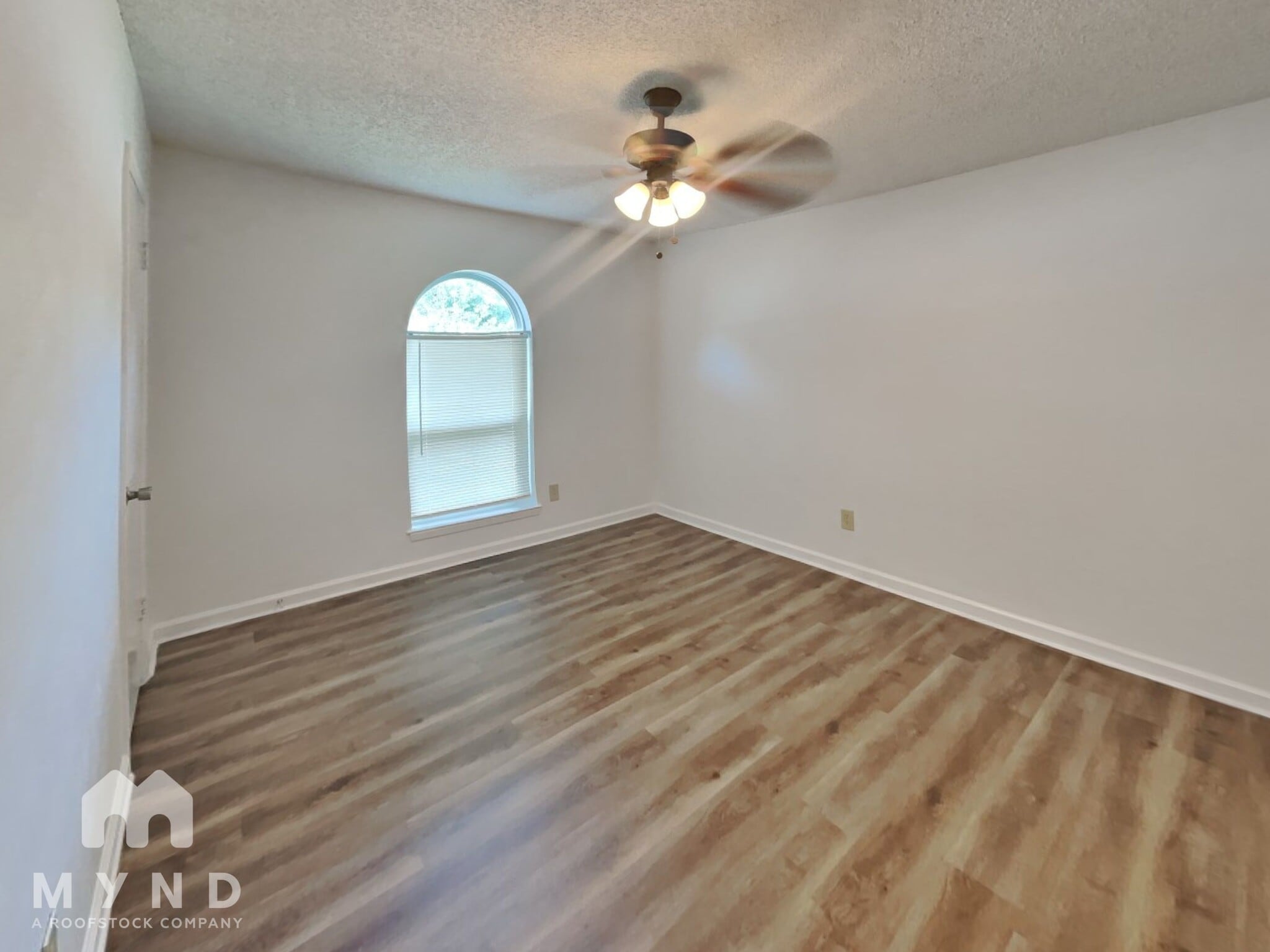 Building Photo - 709 Croydon Dr