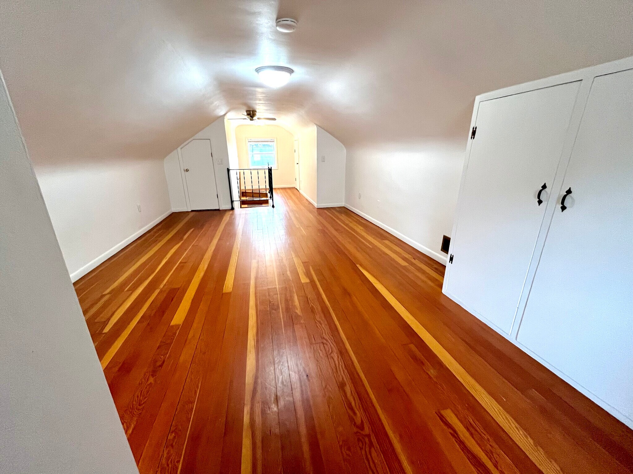 Building Photo - 706 Grand Ave NE