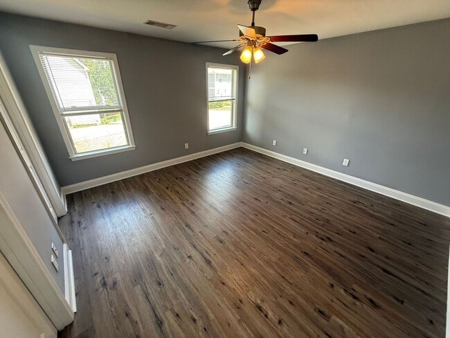 Building Photo - 242 Madison Heights