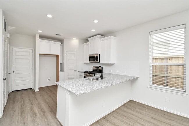 Building Photo - 1534 Revolution Way