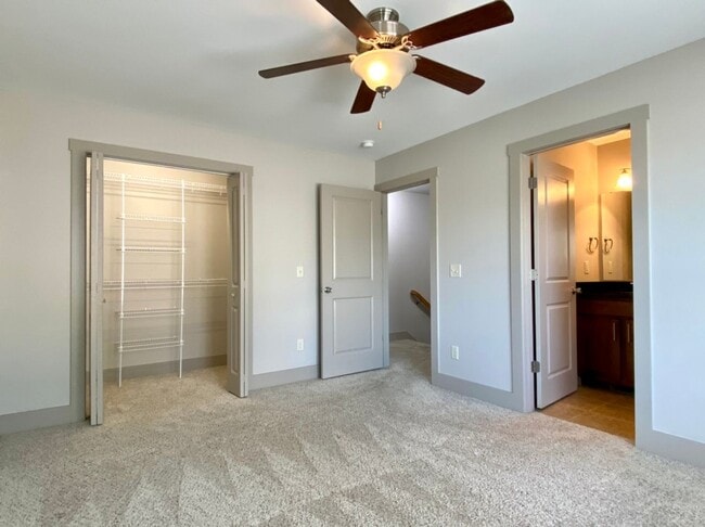 Building Photo - Beautiful Newer Construction in WAVL