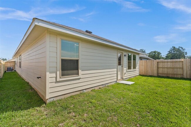 Building Photo - 2838 Via Augusta Dr