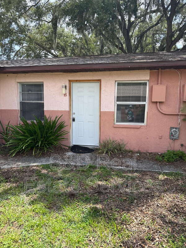 Building Photo - 3013 Allred Dr
