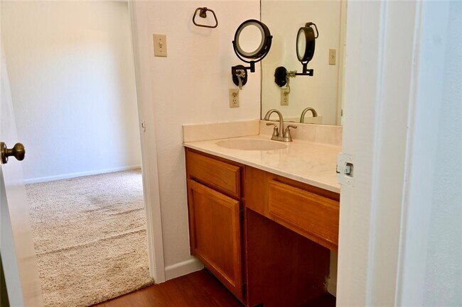 Building Photo - 13356 Water Oak Ln