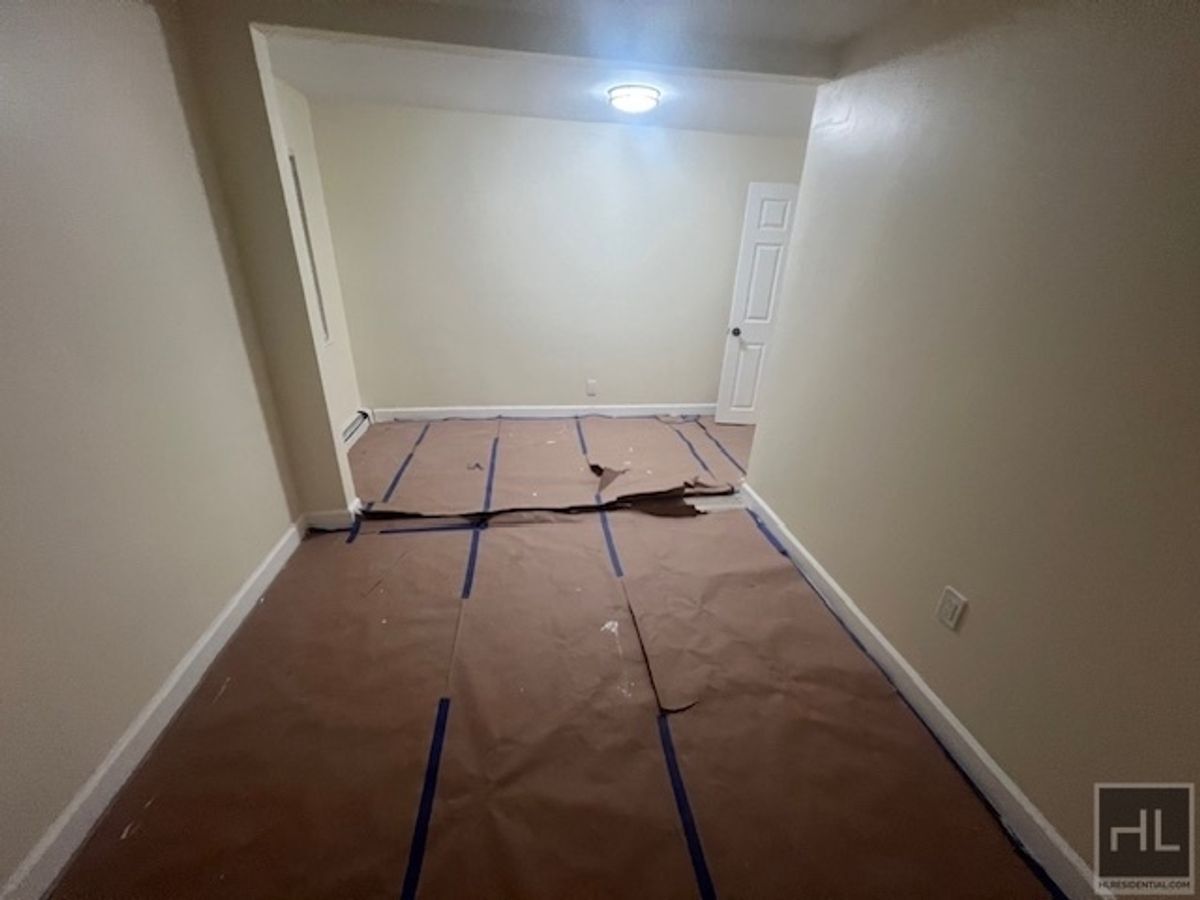 Building Photo - SPRINGFIELD BLVD