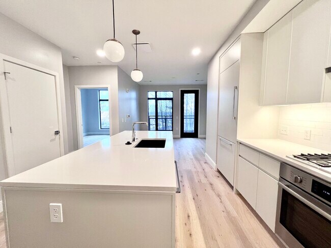 Building Photo - 191 Washington St