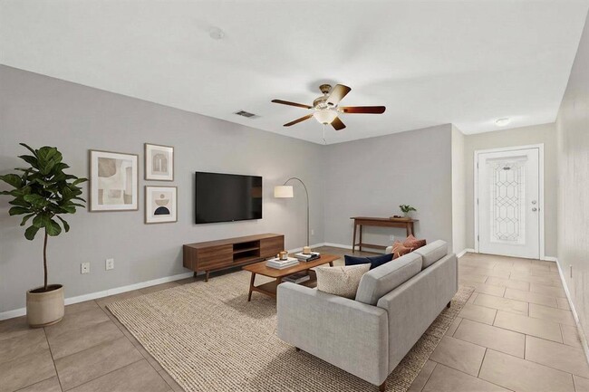 Building Photo - 4805 Broadhill Dr