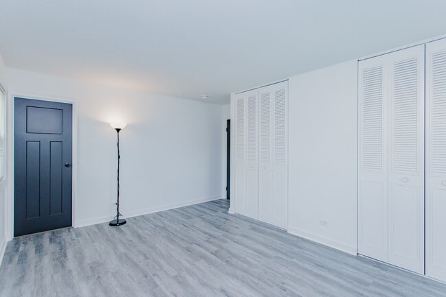 Building Photo - 815 Concord Cove