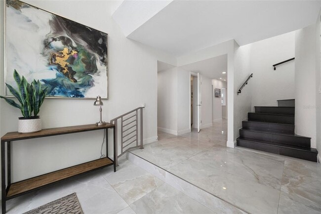 Building Photo - 540 59th Ave