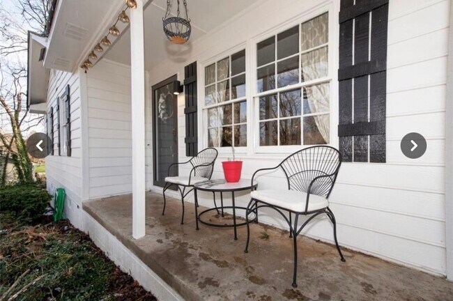 Building Photo - 4433 Sardis Dr