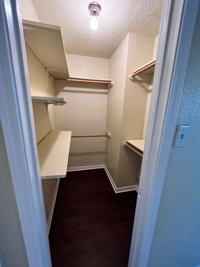 Building Photo - 2309/2311 Pena Cove