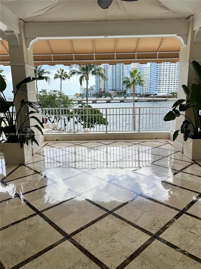 Building Photo - 701 Brickell Key Blvd
