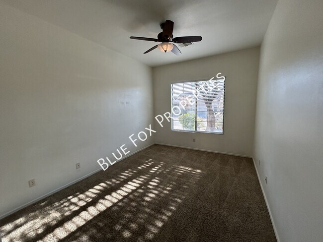 Building Photo - 1194 W Rodriguez Rd