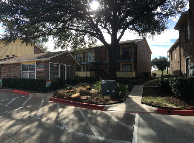 Building Photo - Casa Bonita