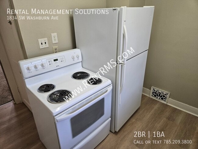 Building Photo - 1834 SW Washburn Ave